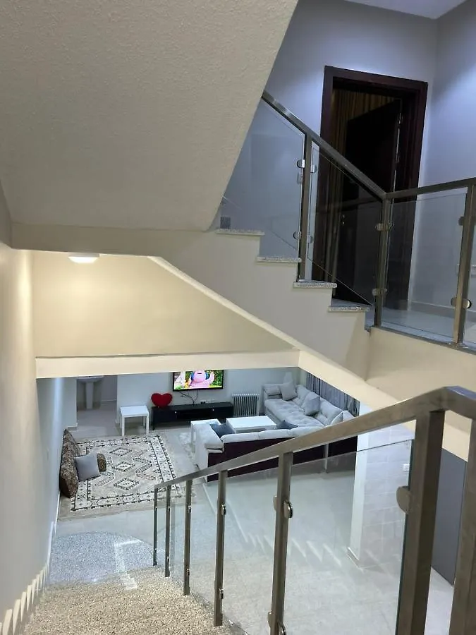 Independent Villa, 3 Floors, 5 Bedrooms, 6 Bathrooms Riyadh Holiday home